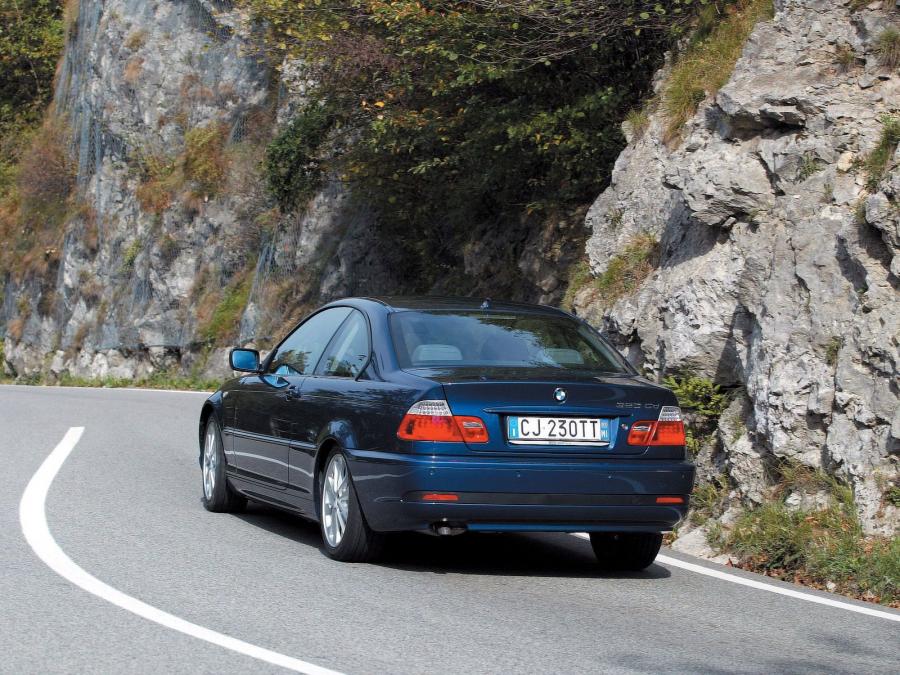  BMW 320Cd Coupe 2003 года  (фото 12 из 13)